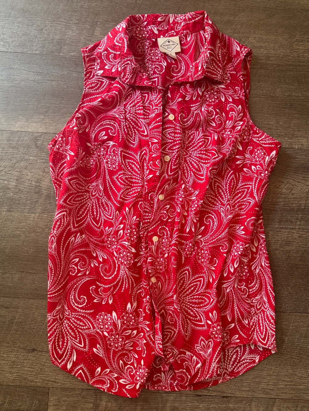 100% Cotton Vest Style Sleeveless Red Paisley Button-Front Women's Top